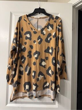 Leopard Print V-Neck Tunic Top - Camel/Black/White